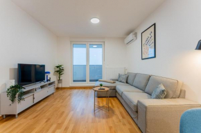 Flex SelfCheckIns 138 - Zagreb - Bedroom - Parking - Loggia